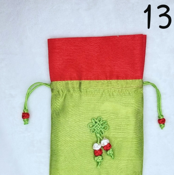 4 for $20 Handmade Korean Style Mini Pouch - Picture 6 of 8